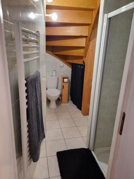 Le Petit Cocon Apartment Cerizay ภายนอก รูปภาพ