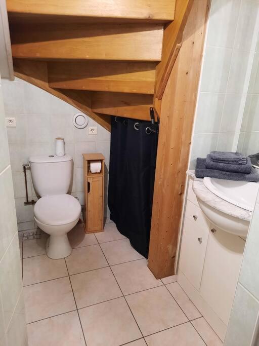 Le Petit Cocon Apartment Cerizay ภายนอก รูปภาพ